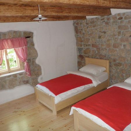 Holiday Home Rizvan City Brusane Exterior photo